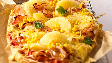 Fladenbrot-Pizza Hawaii Rezept - Foto: LECKER @ Bauer Media Group