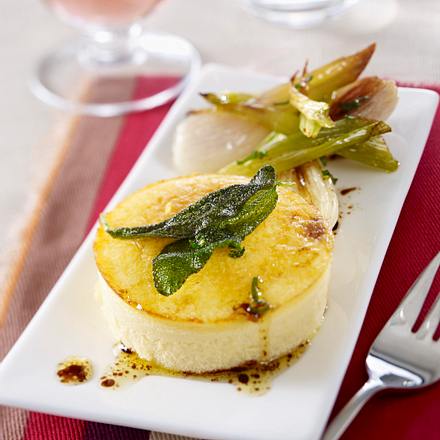 Flan mit Zwiebel-Confit Rezept Flan mit Zwiebel-Confit Rezept