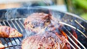 Fleisch grillen - so gehts richtig: Steak auf dem Grill - Foto: House of Food / Bauer Food Experts KG