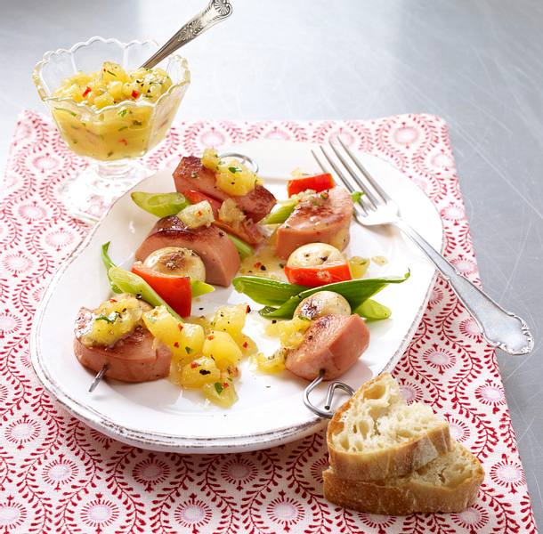 Fleischwurst-Gemüsespieß zu Ananas-Chutney Rezept