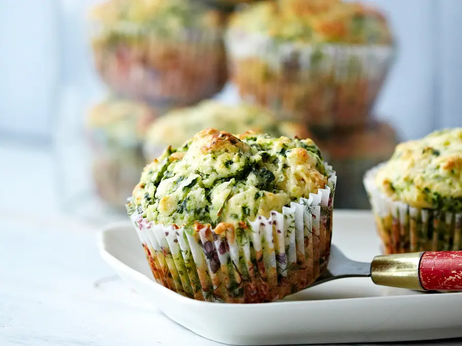 Florentine Muffins (Herzhafte Spinat-Ricotta-Muffins) Rezept Florentine Muffins (Herzhafte Spinat-Ricotta-Muffins) Rezept