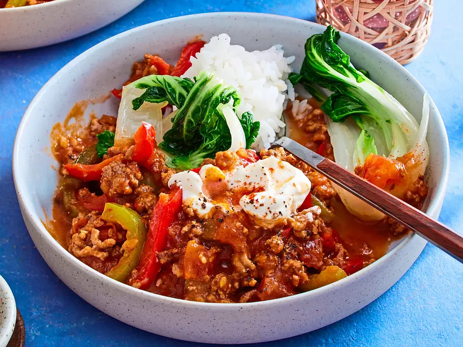 Flotte Hackpfanne mit Pak-Choi Rezept Flotte Hackpfanne mit Pak-Choi Rezept