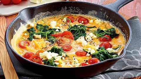 Flotte Spinatfrittata mit Feta Rezept - Foto: House of Food / Bauer Food Experts KG