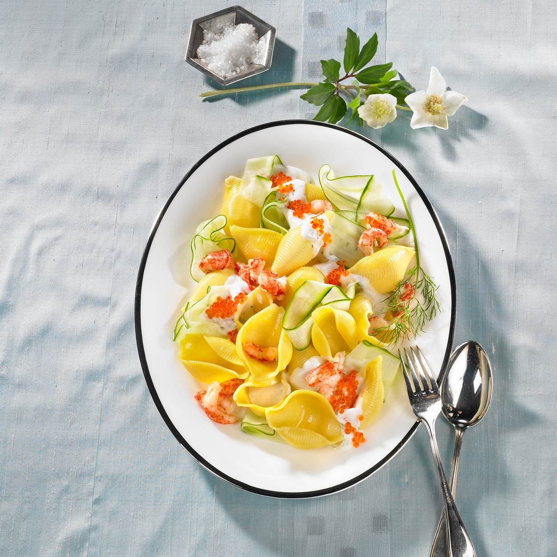 Flusskrebse in Sahnesoße zu Muschelnudeln Rezept | LECKER
