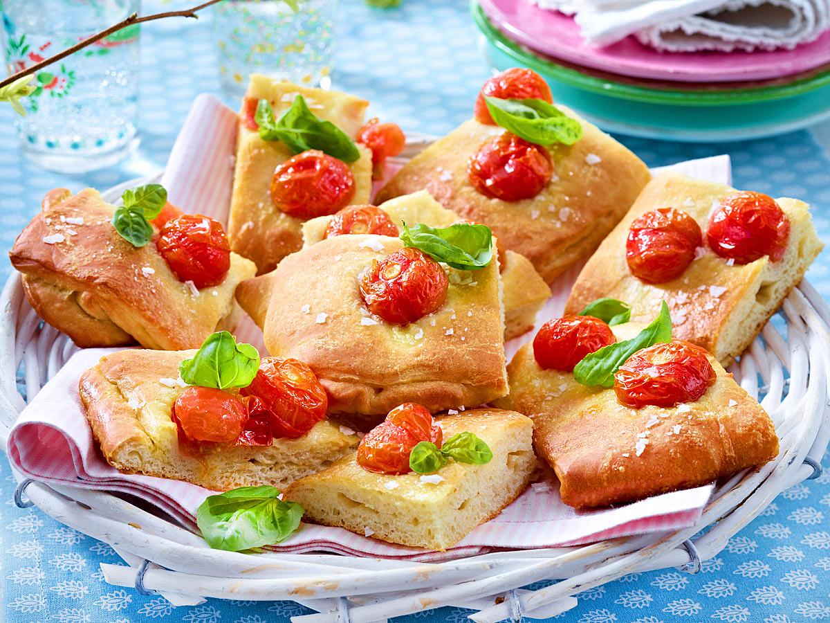 Focaccia mit Kirschtomaten Rezept