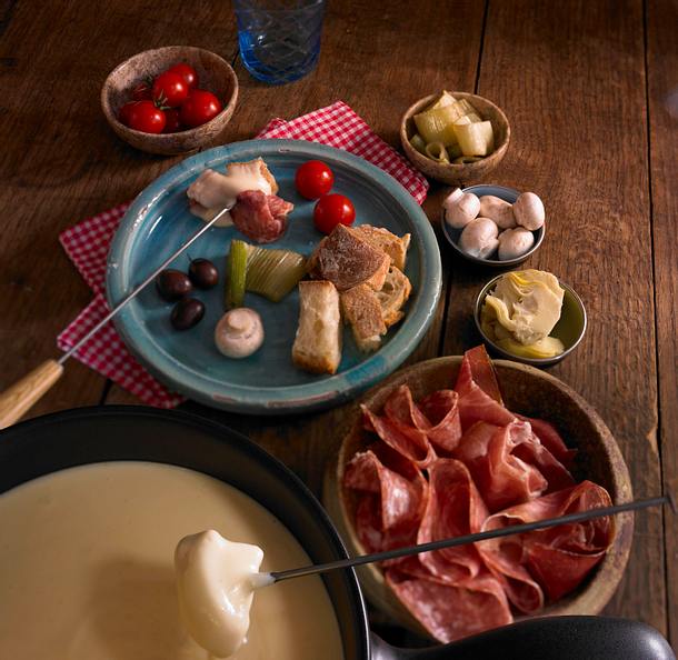 Fonduta Quattro Formaggi (Käsefondue) Rezept Fonduta Quattro Formaggi (Käsefondue) Rezept