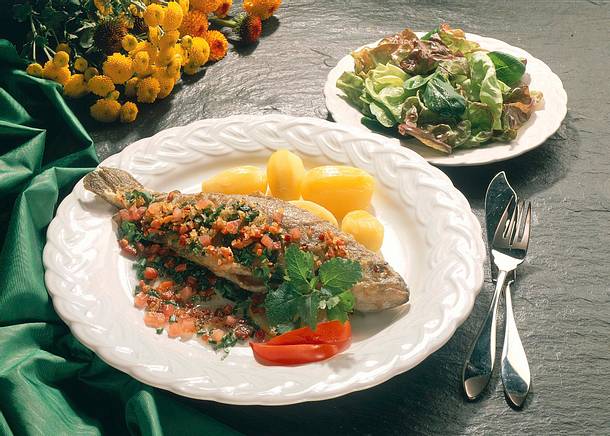 Forelle mit Kräuter-Butter Rezept