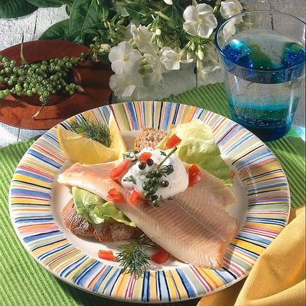 Forellenfilets mit Meerrettichcreme Rezept Forellenfilets mit Meerrettichcreme Rezept