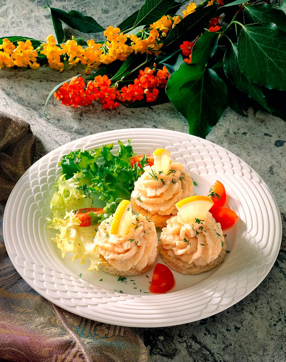 Forellenmousse mit Friséesalat Rezept