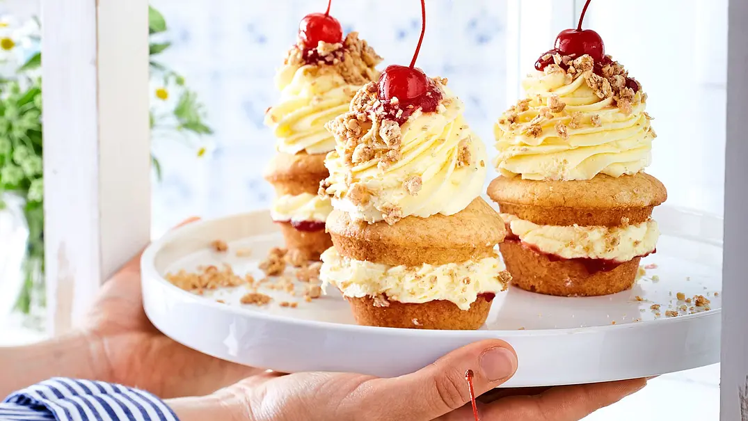 Frankfurter-Kranz-Cupcakes à la Mama Rezept - Foto: LECKER @ Bauer Media Group Frankfurter-Kranz-Cupcakes à la Mama Rezept - Foto: LECKER @ Bauer Media Group