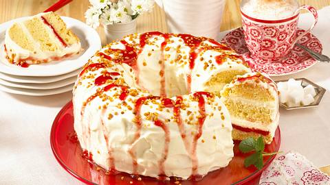 Frankfurter Kranz mit Erdbeerkonfitüre und Vanillecreme Rezept - Foto: House of Food / Bauer Food Experts KG