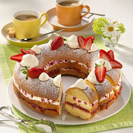 Frankfurter Kranz mit Quarkfüllung Rezept