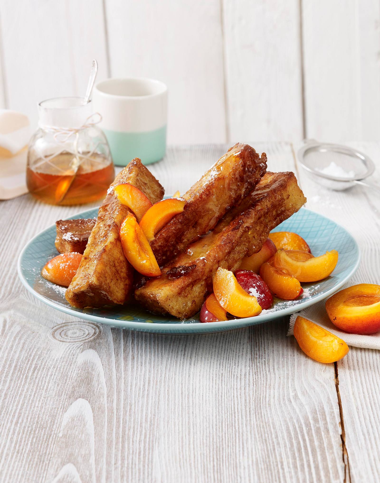 Französische Zimt-Toast-Sticks mit Aprikosen Rezept | LECKER