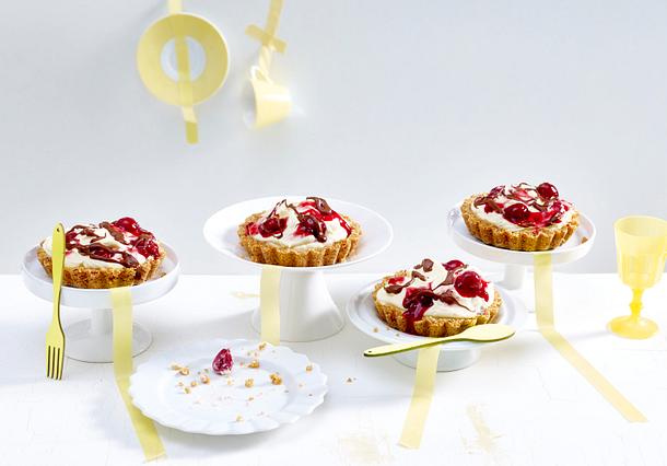 Freshe-Kirsch-Brezel-Törtchen Rezept