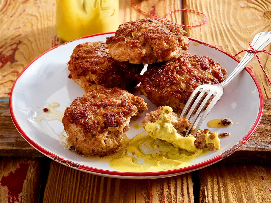 Frikadellen mit Senf Frikadellen mit Senf