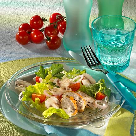 Frischer Salat mit Hähnchenbrust Rezept Frischer Salat mit Hähnchenbrust Rezept