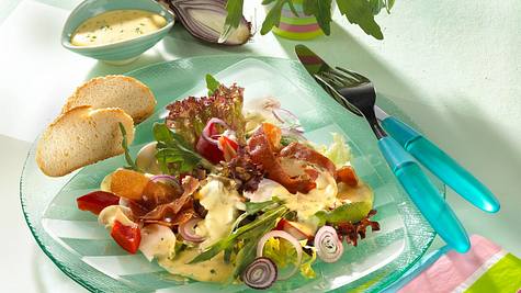Frischer Sommersalat mit Rucola und Serranoschinken Rezept - Foto: Maass
