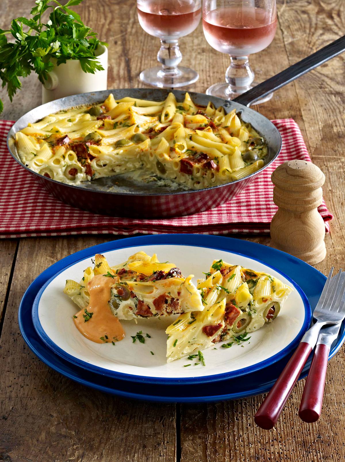 Frittata mit Chorizo und Paprikasoße Rezept