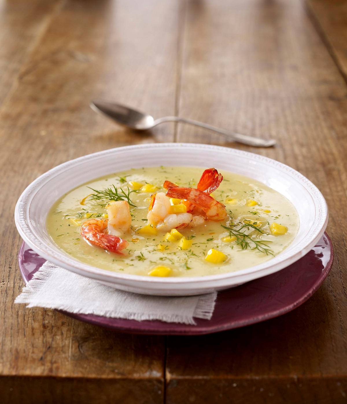 Fruchtige Kartoffel-Fenchel-Suppe mit Garnelen Rezept