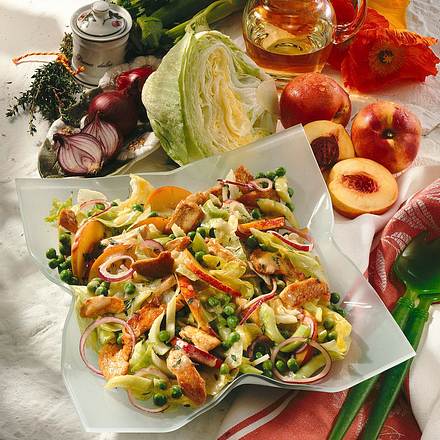 Fruchtiger Salat mit Putenstreifen Rezept