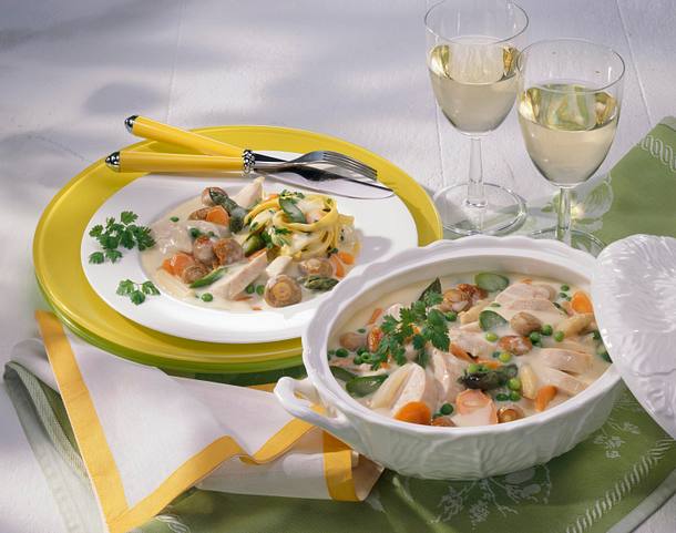 Frühlingshaftes Hühnerfrikasse Rezept Frühlingshaftes Hühnerfrikasse Rezept