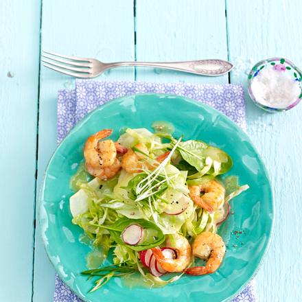 Frühlingssalat mit Garnelen Rezept Frühlingssalat mit Garnelen Rezept