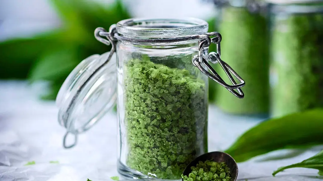 Frühling-ist-da!-Würze Rezept - Foto: StockFood Frühling-ist-da!-Würze Rezept - Foto: StockFood