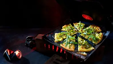 Frühlings-Flammkuchen Rezept - Foto: LECKER @ Bauer Media Group
