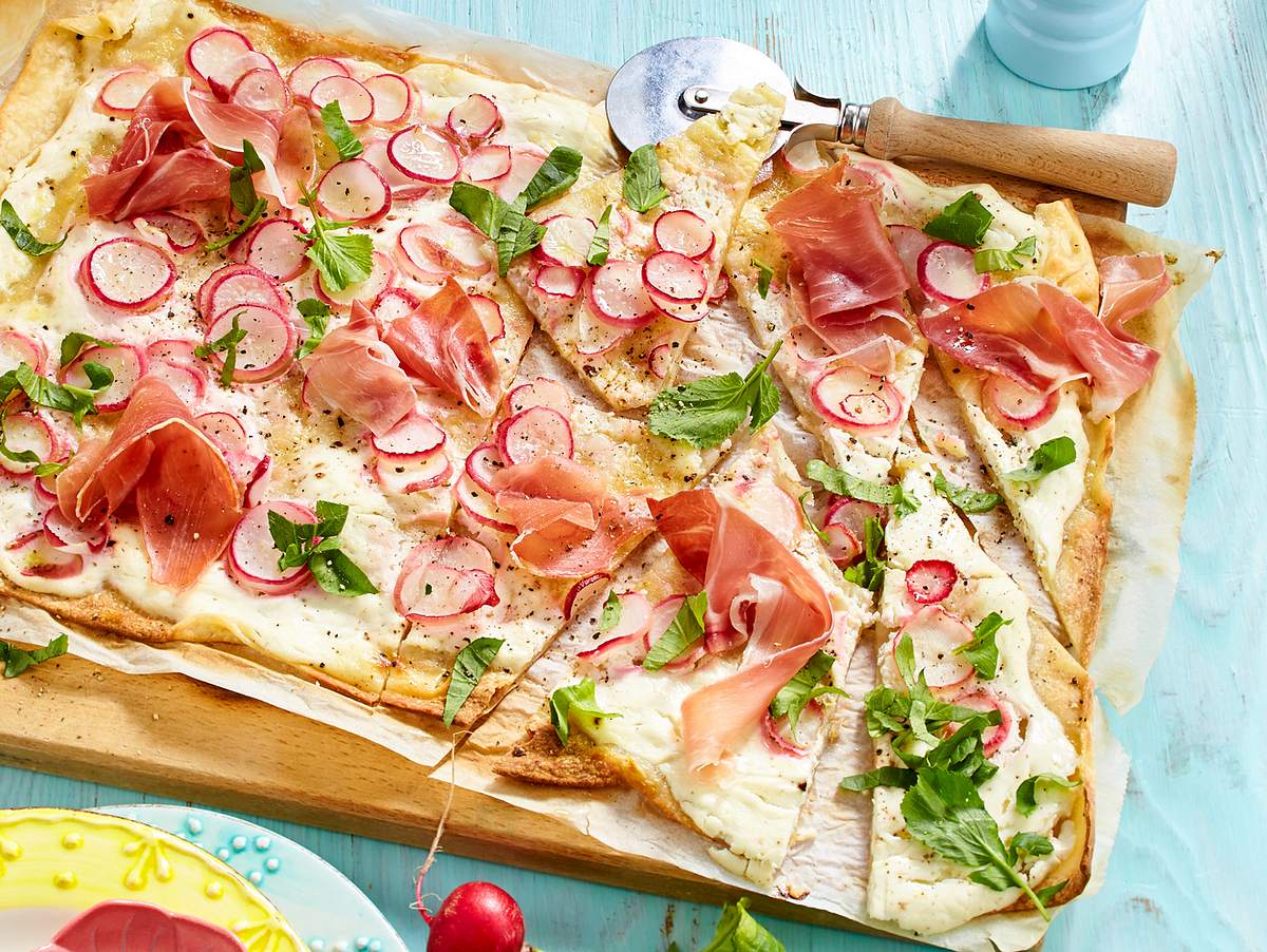 Frühlings-Flammkuchen für kleines Geld Rezept