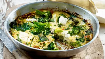 Frühlingsgemüse und Ricotta-Omelett Rezept - Foto: LECKER @ Bauer Media Group
