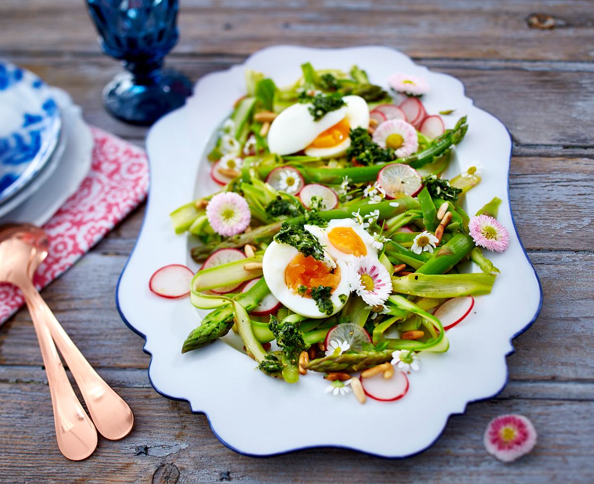 Frühlingssalat mit Kresse-Gremolata Rezept