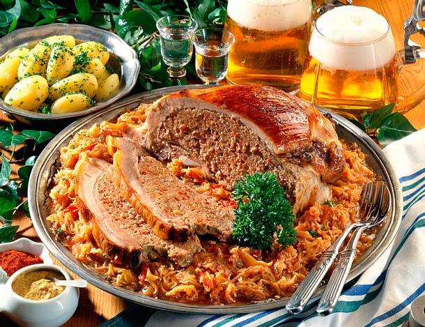 Füllrippe auf Sauerkraut Rezept Füllrippe auf Sauerkraut Rezept