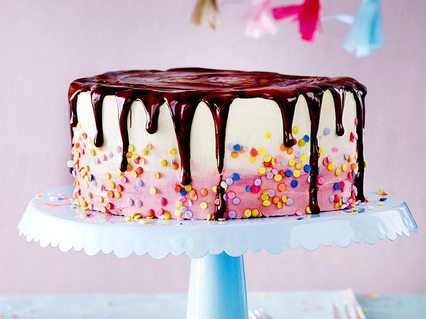 Funfetti-Layer-Cheesecake Rezept Funfetti-Layer-Cheesecake Rezept