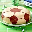 Fußball-Torte Rezept - Foto: House of Food / Bauer Food Experts KG