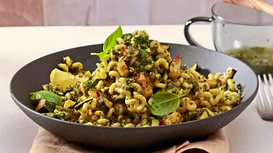 Fusili mit Pesto 2.0 - Foto: LECKER @ Bauer Media Group