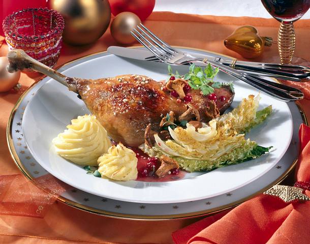 Gänsekeule auf Wirsing Rezept Gänsekeule auf Wirsing Rezept