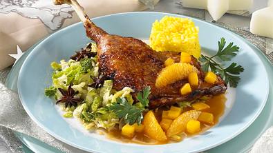 Gänsekeulen mit Mango-Orangensoße und Aniswirsing Rezept - Foto: LECKER @ Bauer Media Group