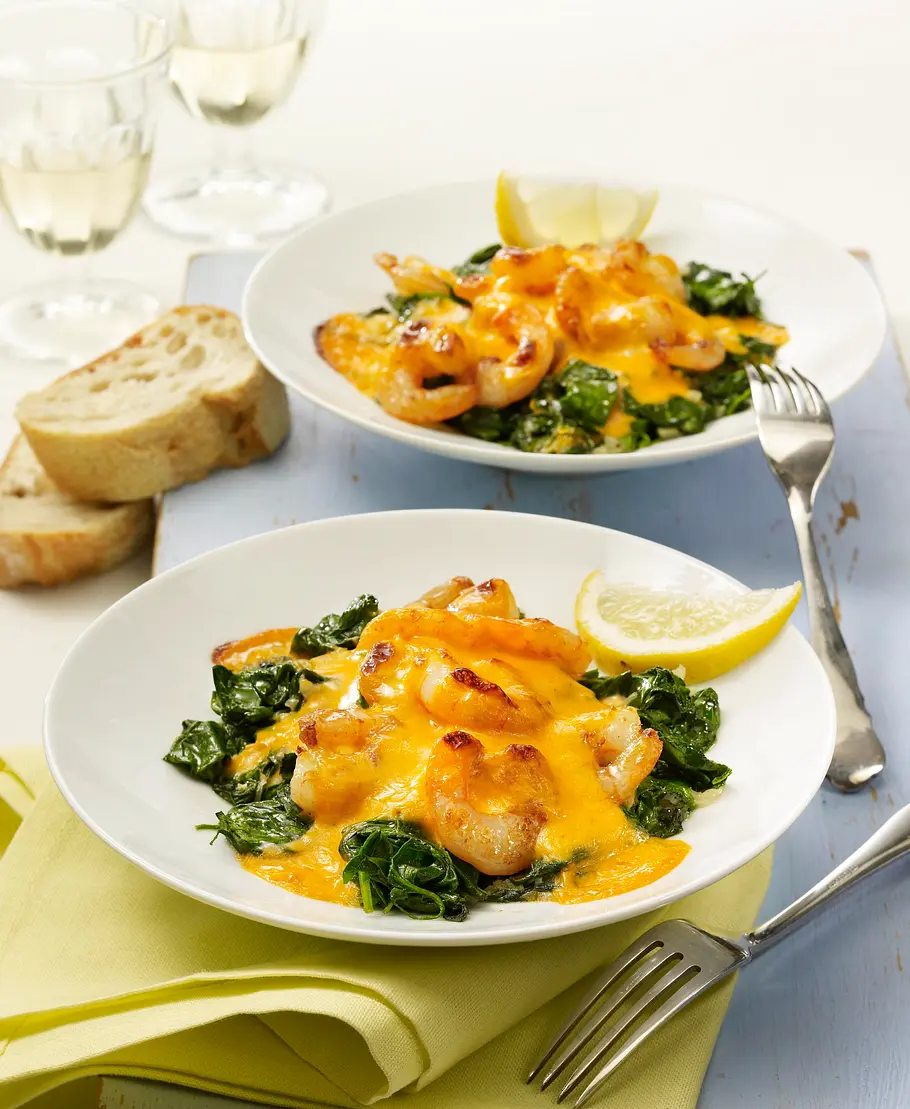 Garnelen à la Thermidor auf Blattspinat Rezept