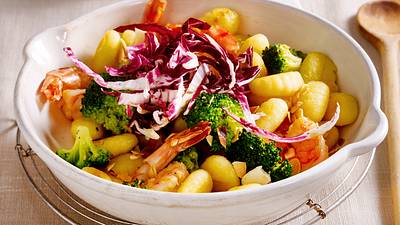 Garnelen-Gnocchi-Pfanne Rezept - Foto: House of Food / Bauer Food Experts KG
