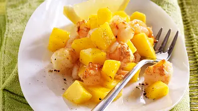 Garnelen-Mango-Salat Rezept - Foto: LECKER @ Bauer Media Group