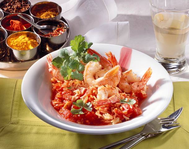 Garnelen mit Tomatensoße Rezept Garnelen mit Tomatensoße Rezept