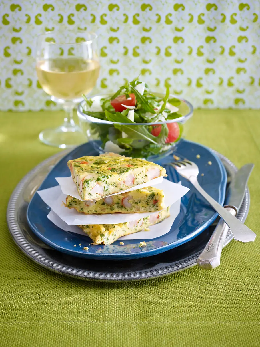 Garnelen-Omelett mit Salat Rezept Garnelen-Omelett mit Salat Rezept
