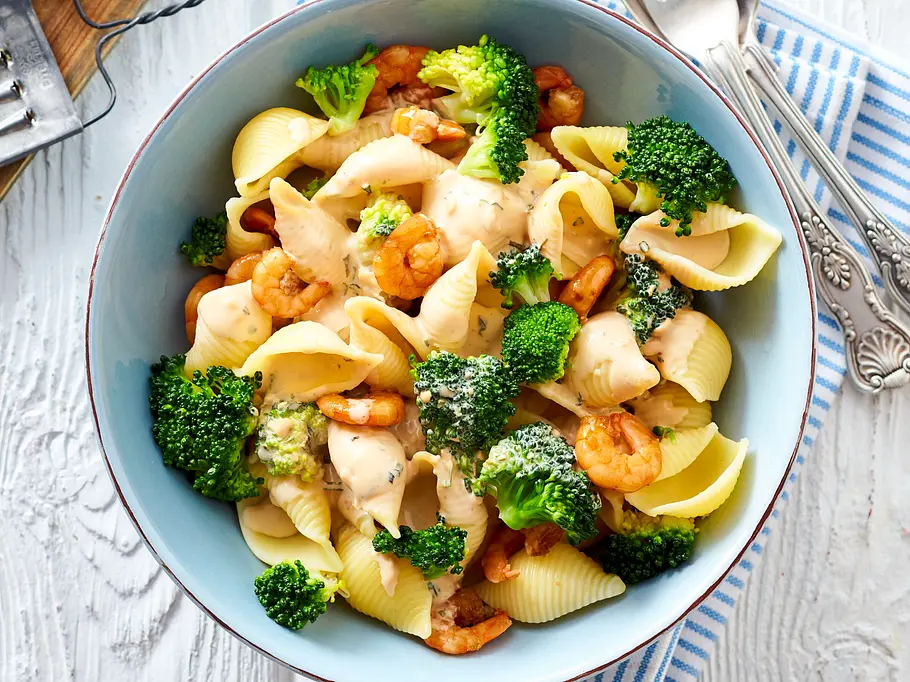 Garnelen-Pasta mit Brokkoli und Sahnesoße Rezept Garnelen-Pasta mit Brokkoli und Sahnesoße Rezept