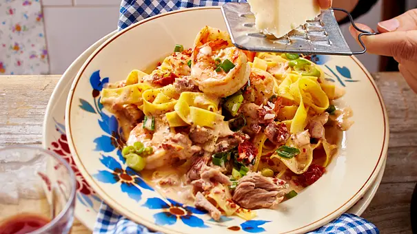 Pasta-Rezepte: Garnelen-Tomaten-Pasta - Foto: LECKER @ Bauer Media Group