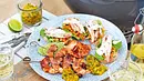 Garnelenspieße mit Mangosalsa Rezept - Foto: LECKER @ Bauer Media Group