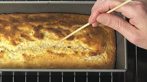 Garprobe für Rührkuchen