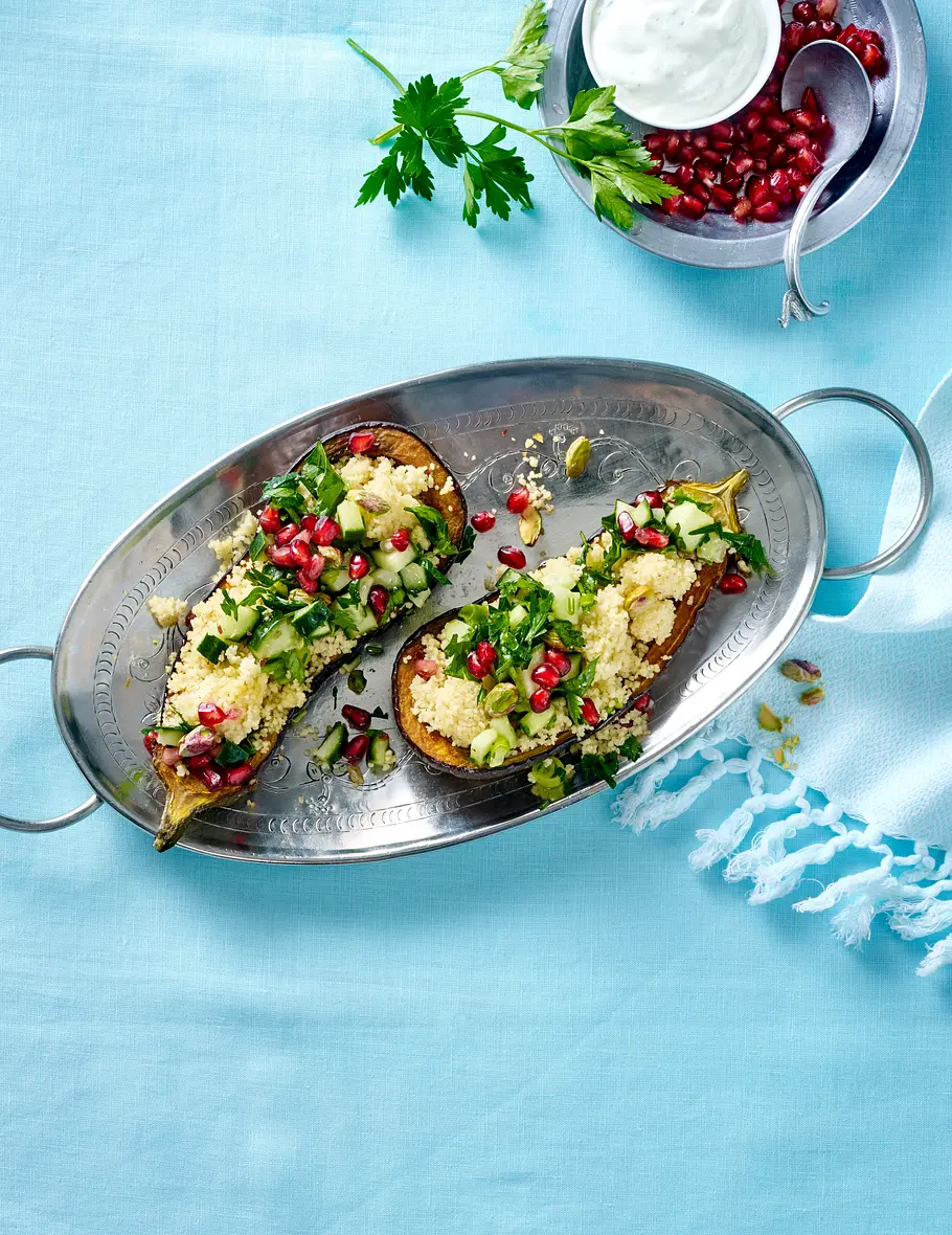 Gebackene Aubergine mit Petersiliensalat Rezept Gebackene Aubergine mit Petersiliensalat Rezept