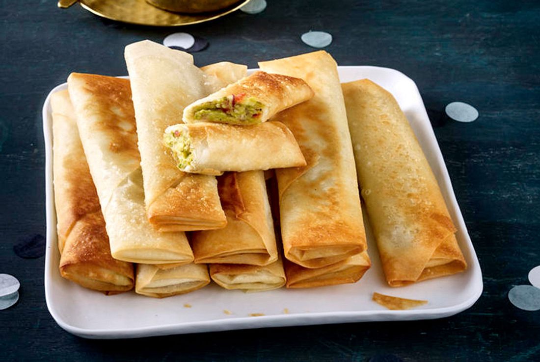 Gebackene Avocado-Päckchen mit Koriander-Chili-Dip Rezept | LECKER