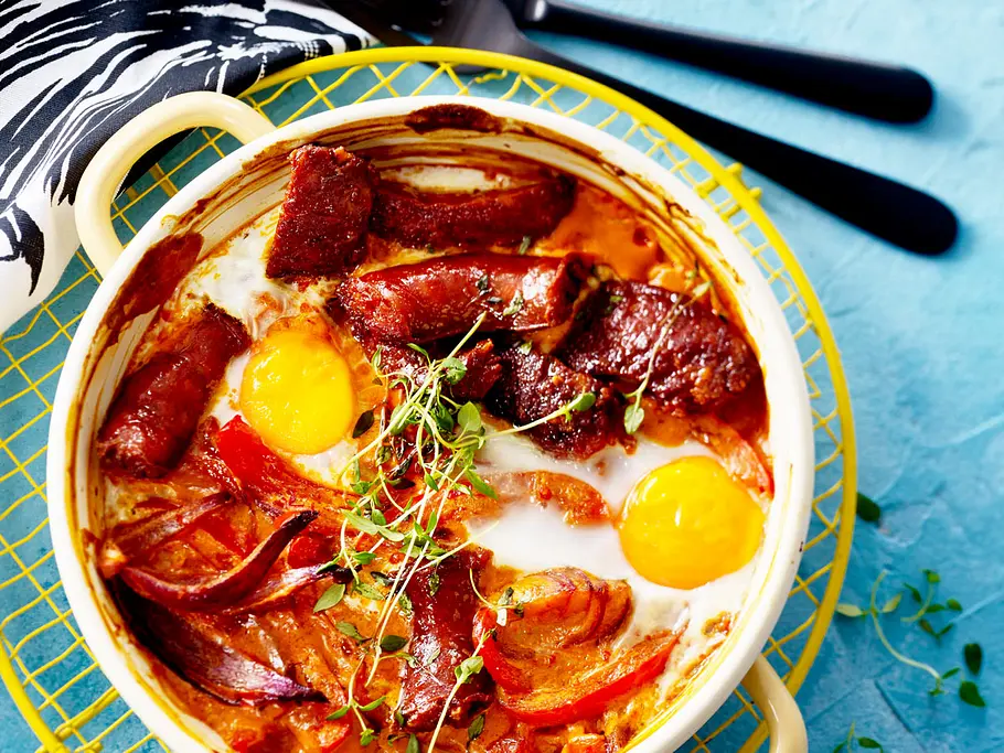 Gebackene Eier mit Paprika und Chorizo Rezept Gebackene Eier mit Paprika und Chorizo Rezept