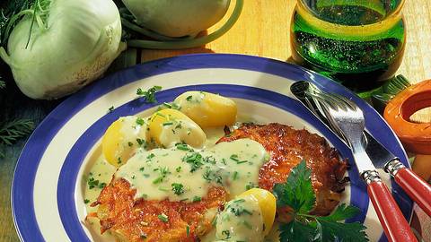 Gebackene Kohlrabischeiben in Möhren-Käse-Kruste Rezept - Foto: Horn